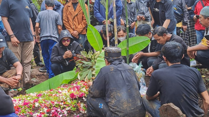 Farzah Aremania Korban Meninggal Ke 135 Tragedi Kanjuruhan