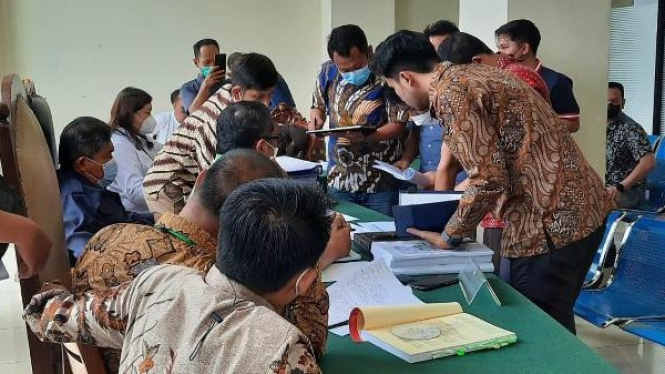 Suasana voting PKPU Meratus di PN Surabaya