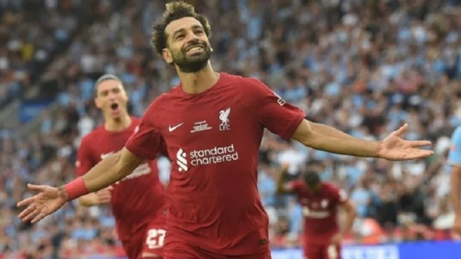 Pemain Liverpool, Mohamed Salah saat merayakan gol