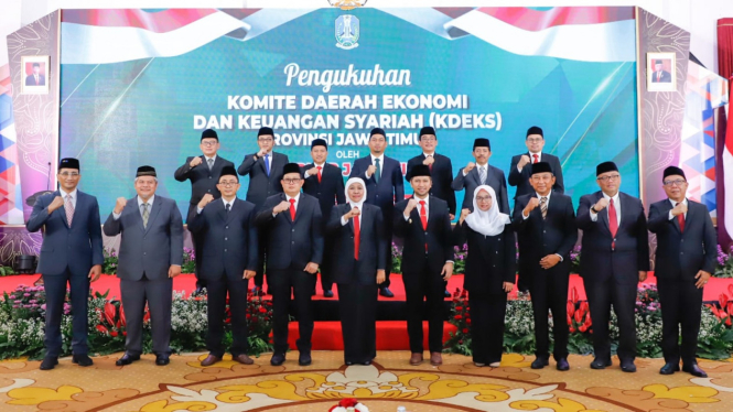 Pengukuhan Dewan KDEKS Jawa Timur