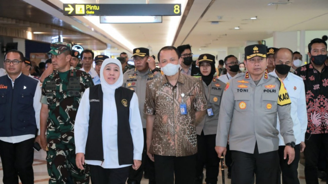 Gubernur Jawa Timur, Khofifah Indar Parawansa meninjau Bandara Juanda