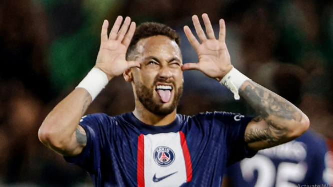 Neymar Jr berseragam PSG