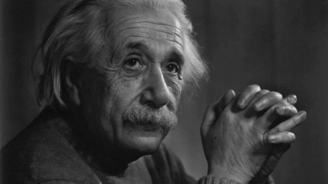 Albert Einstein, salah satu penggagas jam kiamat