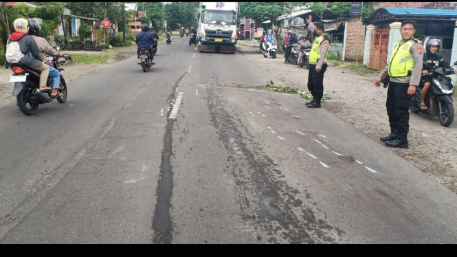 Jalan Raya Dusun Janti, Desa Awang-awang, Mojosari,  Mojokerto