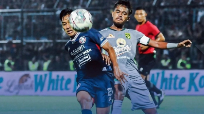 Arema FC vs Persebaya Surabaya