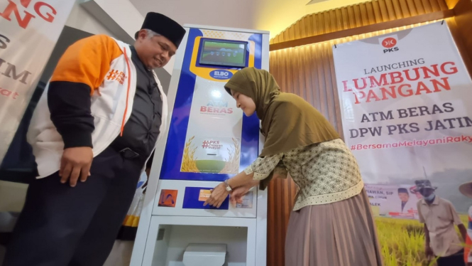 Peresmian ATM Beras DPW PKS Jawa Timur