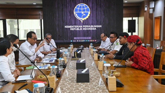 Bupati Sumenep Achmad Fauzi temui Menteri Perhubungan