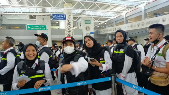 Petugas haji Daker Madinah-Bandara tiba di Bandara King Abdul Aziz