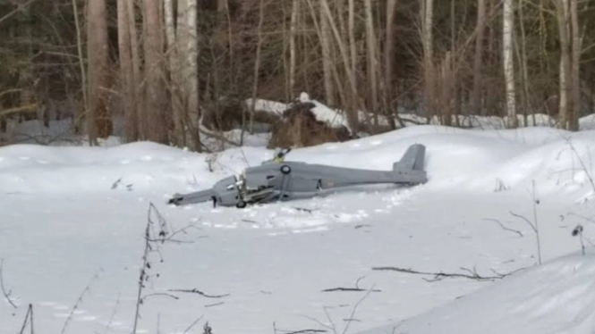 Bangkai drone militer Ukraina usai ditembak jatuh di Moskow, Rusia