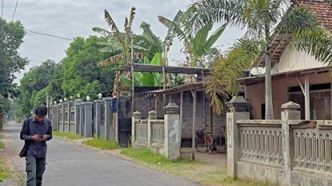 Suasana lokasi rumah terduga teroris di Tulungagung.