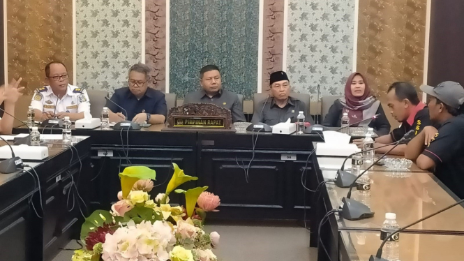 Sopir Indonesia (SSI) wadul ke DPRD Jawa Timur