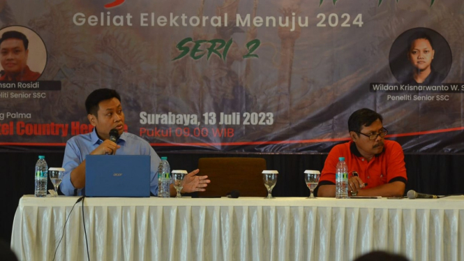 Penyampaian hasil survei terbaru Surabaya Survey Center (SSC)
