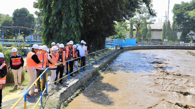 Wali Kota Surabaya tinjau air limbah SIER