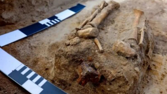 Arkeolog temukan kuburan anak vampir.