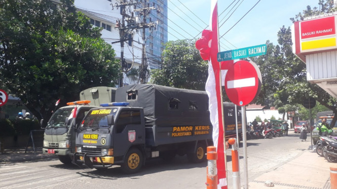 Pasukan gabungan bersiaga di 12 titik akses menuju Pasar Keputran