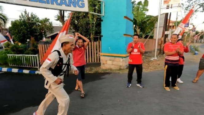 Siswanto berlari dari Pasuruan ke Tugu Pahlawan demi rayakan HUT RI