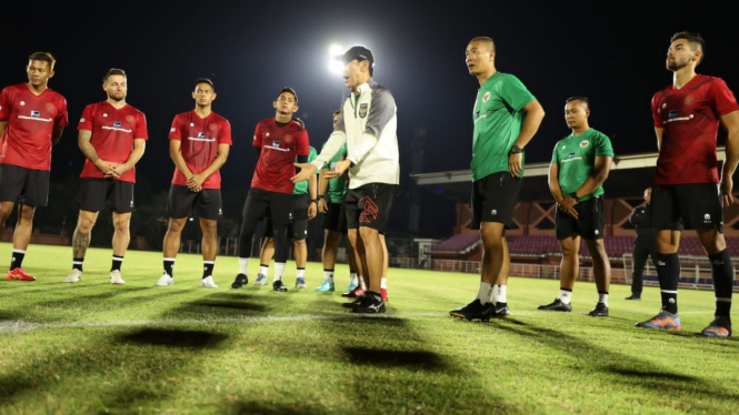 Timnas gelar latihan perdana di Surabaya jelang lawan Turkmenistan.