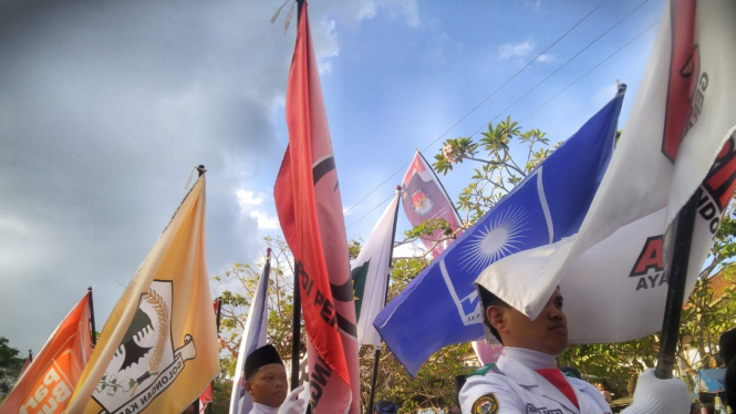 Bendera partai politik di Tulungagung