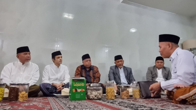Petinggi PKS Sowan ke Ketua PWNU Jatim, Ngaji Aswaja