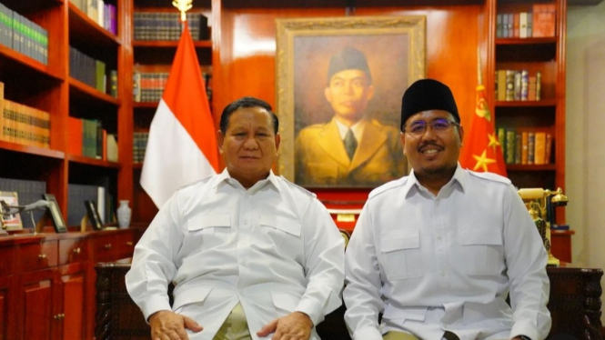 Prabowo Subianto bersama Ketua Gerindra Jatim Anwar Sadad.