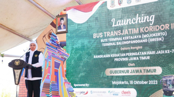 Gubernur Khofifah launching Bus Trans Jatim Koridor III