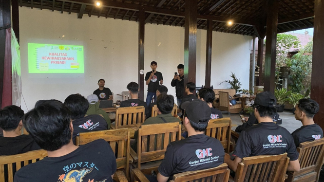 GMC Berikan Edukasi dan Softskill Tentang Petani di Malang