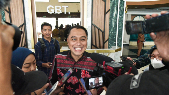 Wali Kota Surabaya Eri Cahyadi di Gelora Bung Tomo atau GBT.