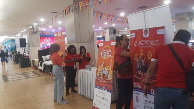 Suasana pameran Spektra Meriah di mall BG Junction Surabaya