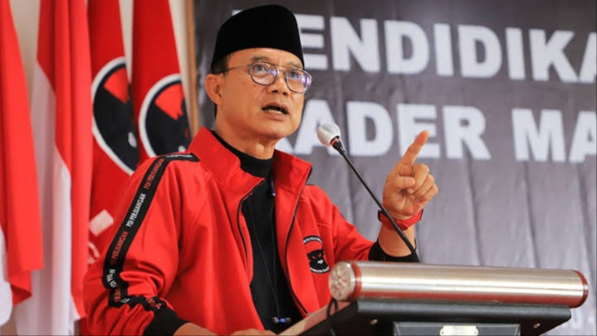 Wakil Ketua DPD PDI Perjuangan Jatim Budi Sulistyono