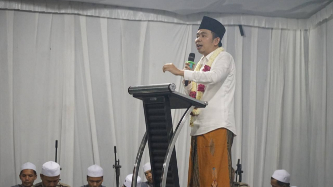 Gus Fawait dalam pengukuhan Laskar Shalawat Nusantara (LSN)