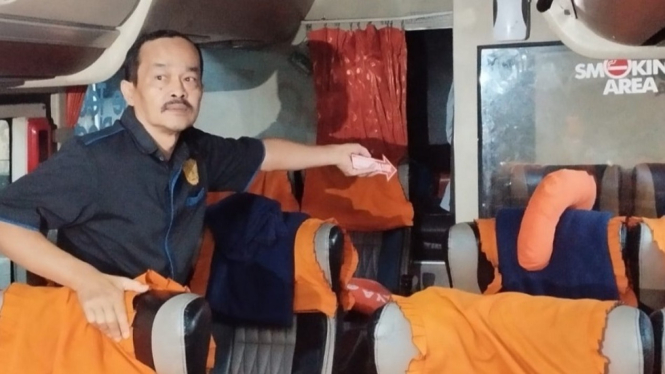 Lokasi korban ditemukan meninggal di dalam bus Harapan Jaya