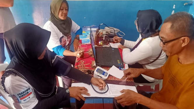 Layanan kesehatan gratis di Bangkalan oleh Relawan Sapulidi Nusantara