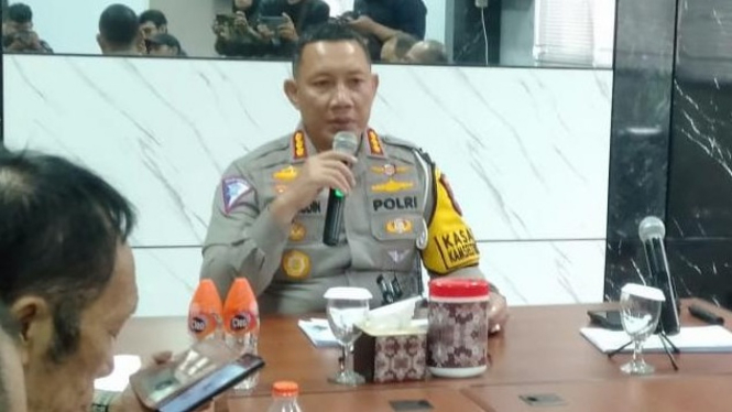 Direktur Direktorat Lalu Lintas Kepolisian Daerah Jawa Timur Komisaris Besar Polisi Komarudin.