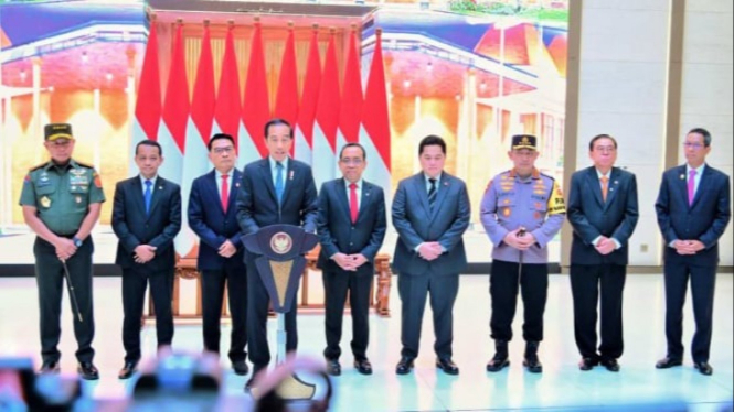 Jokowi saat akan melakukan kunjungan ke tiga negara ASEAN