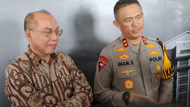 Kapolda Jatim didampingi Rektor Universitas Muhammadiyah Surabaya