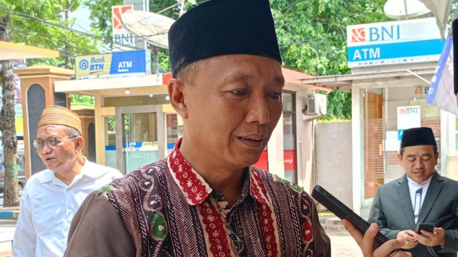 Ketua Bawaslu Jawa Timur, A Warits
