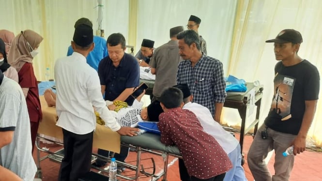 PT Sehat Tentrem Jaya Lestari menggelar khitan massal di Pondok Pesantren Shiddiqiyah Jombang.