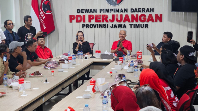 Ganjar Pranowo Mendadak Semangati Kader PDIP Jatim