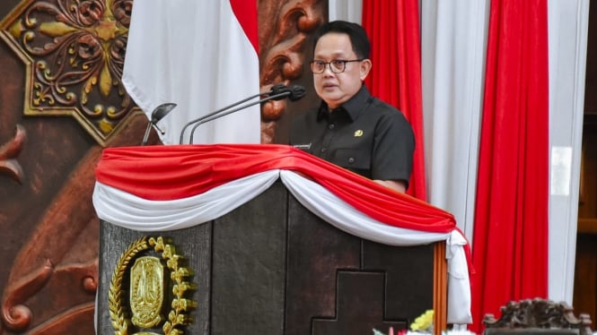 Pj Gubernur Jawa Timur Adhy Karyono
