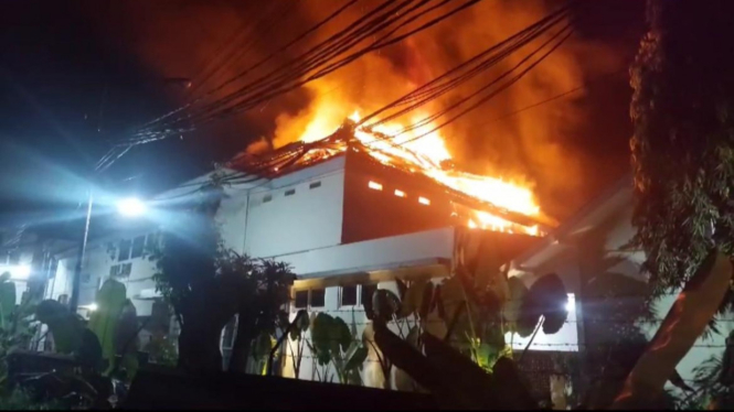 Gedung RS Gatoel Mojokerto Terbakar saat Sahur