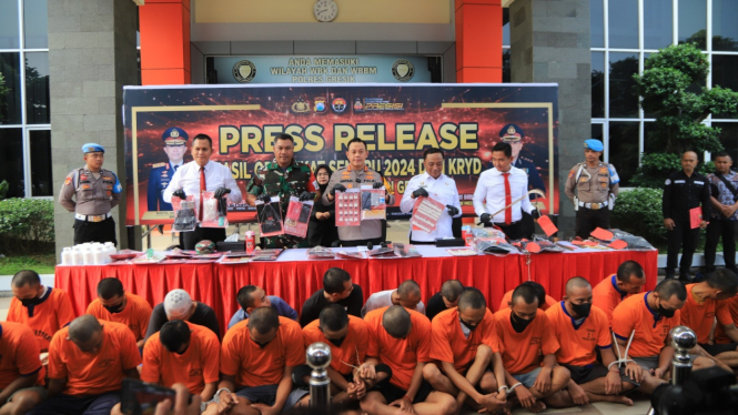 Ratusan tersangka diamankan Polres Gresik dalam operasi Pekat Semeru 2024