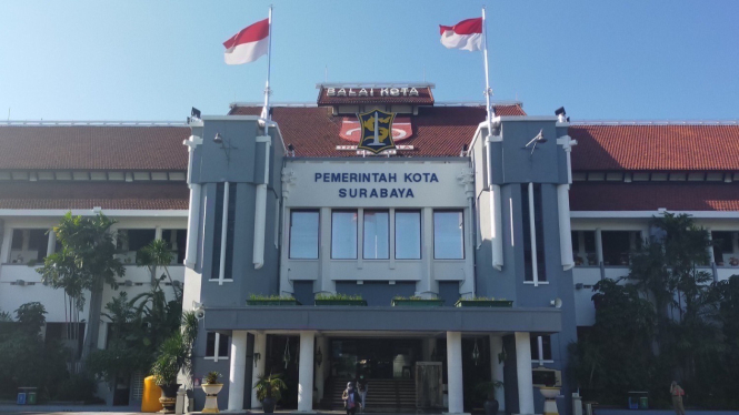 Kantor Pemkot Surabaya.