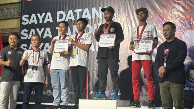 Para juara Pertacami disiapkan untuk kejuaran dunia MMA.