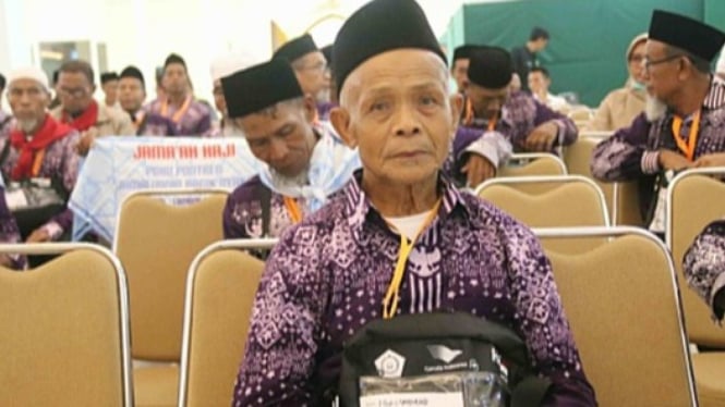 Muhammad, si tukang cukur di Asrama Haji Embarkasi Lombok