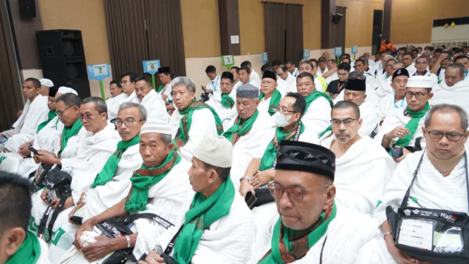 Calon Jemaah Haji Embarkasi Surabaya