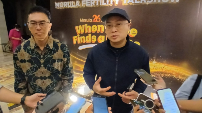 Dokter obgyn Klinik Morula IVF Surabaya, dr Benediktus Arifin MPH Sp.OG(K) FICS