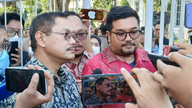 Prof Budi Santoso atau Prof Bus di Unair Surabaya.