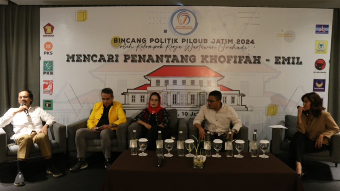 Bincang politik Mencari Penantang Khofifah-Emil di Surabaya.