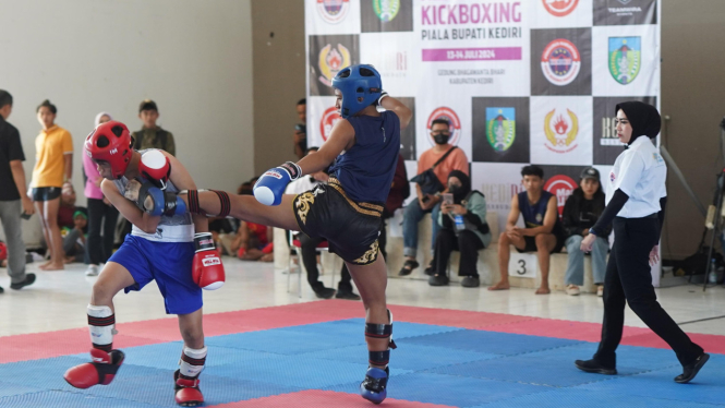 Pertandingan Kickboxing Piala Bupati Kediri 2024