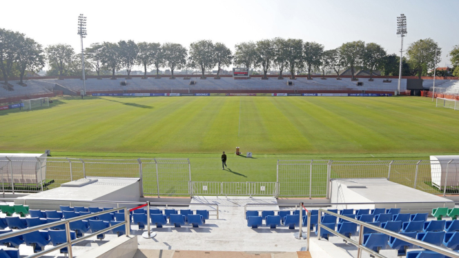 Stadion Gelora 10 November (G10N) Surabaya.